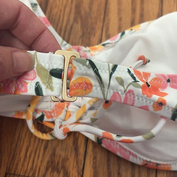 JESSICA SIMPSON White Floral Ruche Summer Dreaming Bikini Top Swimsuit Large NWT - Picture 5 of 9